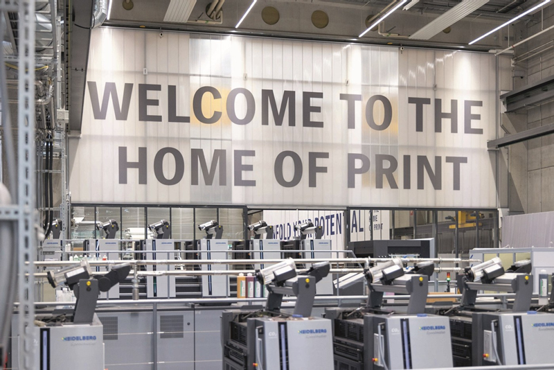 Print Media Center